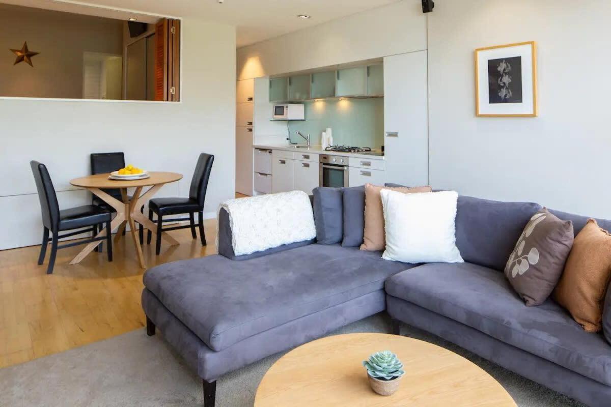 Stunning Lakeview 1 Bedroom Apartment Queenstown Exterior photo